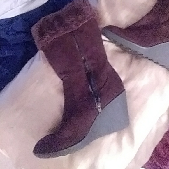 Cute brown tall brown leather wedge boots - Picture 3 of 5